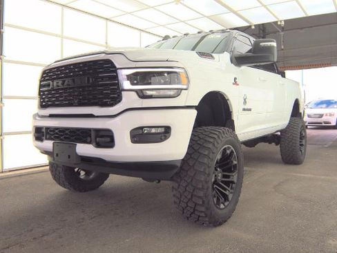 Used 2024 RAM 2500 Big Horn w/ Night Edition AWD/4WD image 1