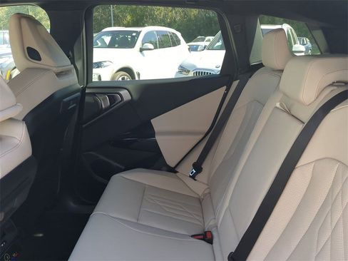 New 2026 BMW X3 xDrive30 w/ Premium Package image 14