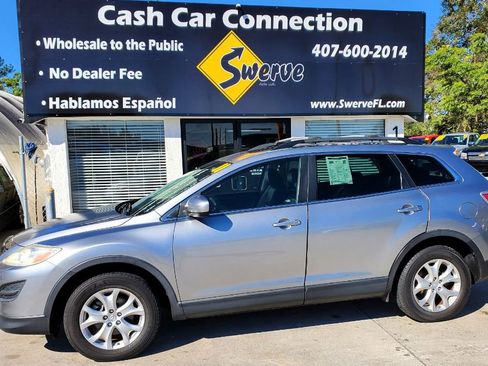 Used 2011 MAZDA CX-9 Touring w/ Moonroof & Bose Audio Pkg image 10