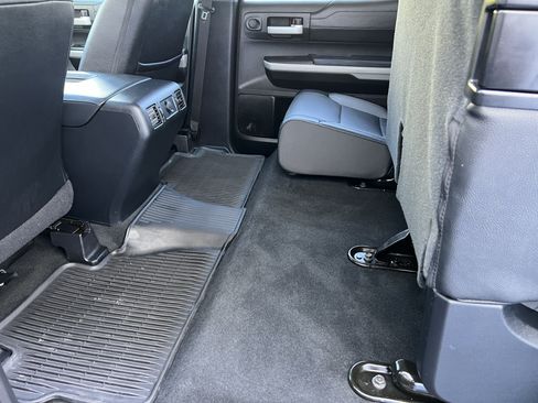 Used 2019 Toyota Tundra Limited w/ Limited Premium Package AWD/4WD image 19
