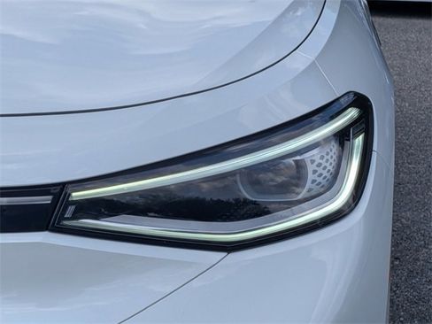 Used 2024 Volkswagen ID.4 S image 8