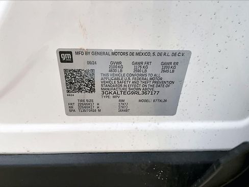 Used 2024 GMC Terrain SLE AWD/4WD image 34