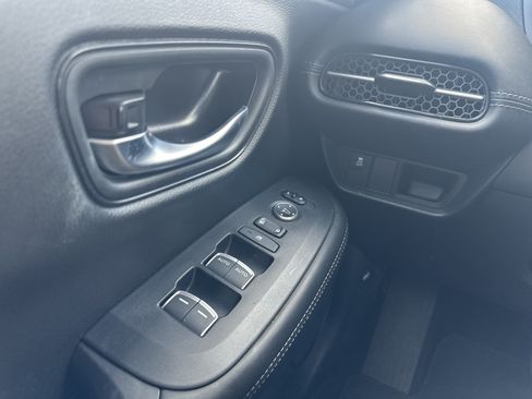 Certified 2024 Honda HR-V EX-L image 25