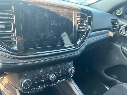 Used 2021 Dodge Durango GT AWD/4WD image 11
