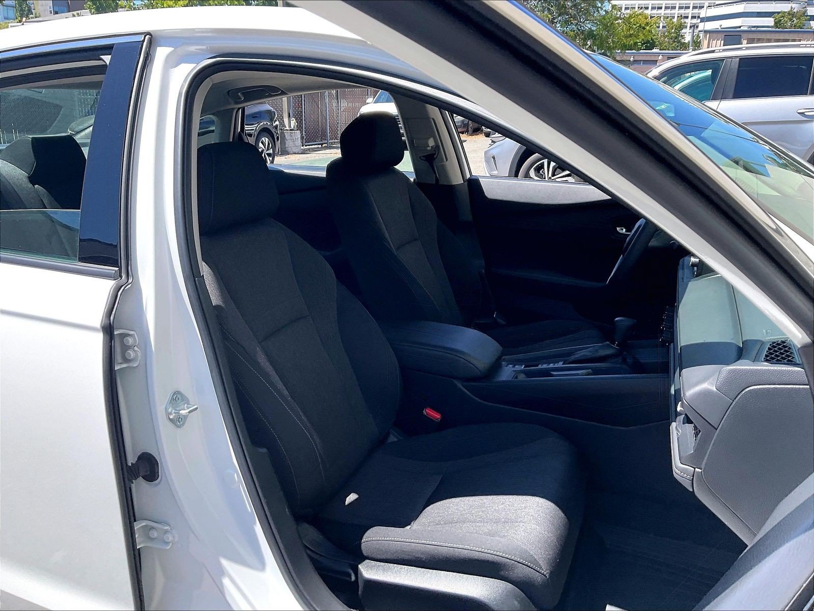 Used 2023 Honda Accord EX image 6