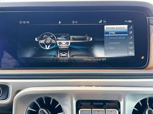 Used 2024 Mercedes-Benz G 63 AMG 4MATIC image 33