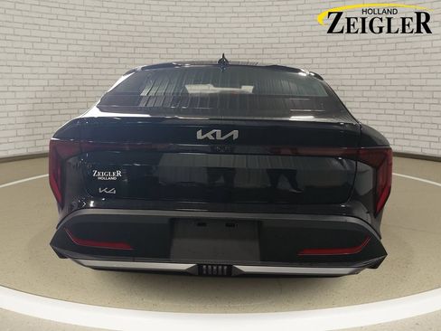 New 2026 Kia K4 FWD image 6