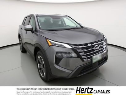 Used 2025 Nissan Rogue SV