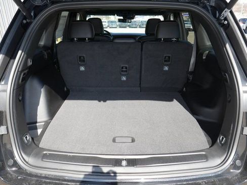 New 2026 Jeep Grand Cherokee Altitude image 9