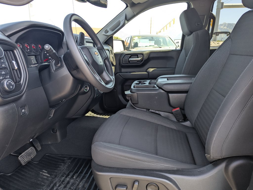 Used 2022 Chevrolet Silverado 1500 Custom AWD/4WD image 23