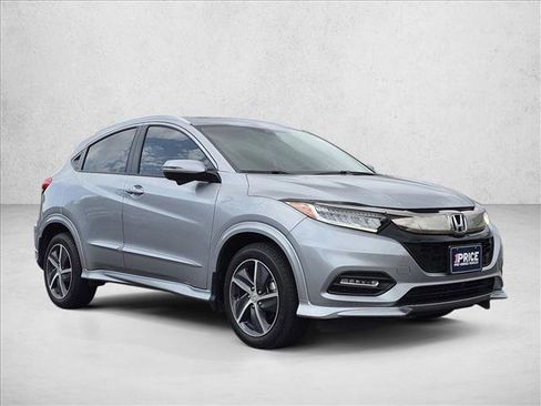 Used 2020 Honda HR-V Touring image 3