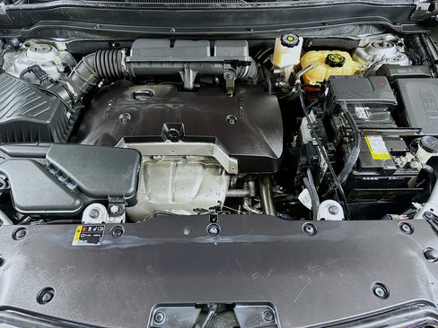 Used 2019 Buick Envision Essence image 29