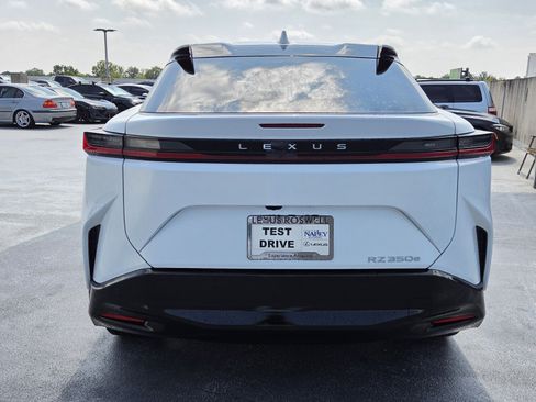 New 2026 Lexus RZ 350e 2WD w/ Convenience Package image 4
