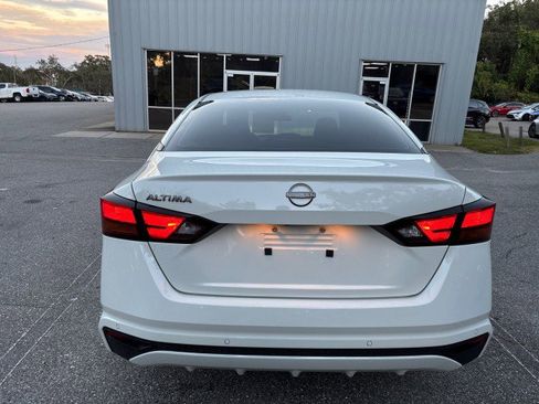 Used 2023 Nissan Altima 2.5 S image 8