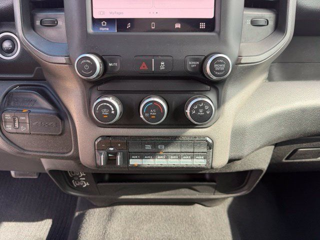 Used 2022 RAM 2500 Tradesman AWD/4WD image 21