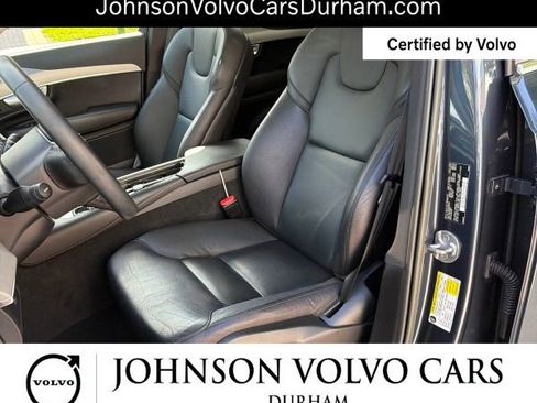 Used 2023 Volvo XC90 B5 Core AWD/4WD image 7