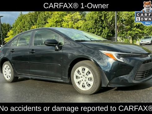 Used 2024 Toyota Corolla LE FWD image 3