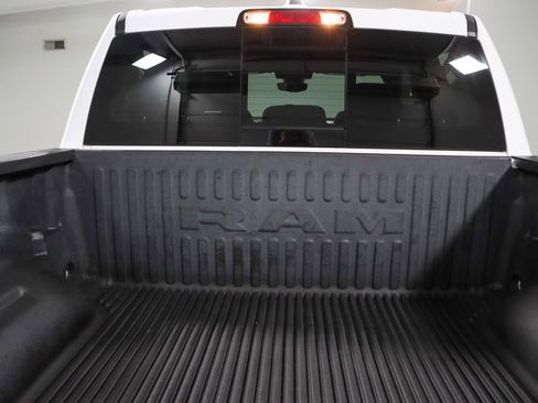 Used 2021 RAM 1500 Big Horn image 29