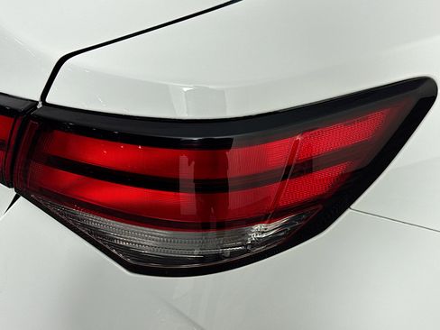 Used 2024 Nissan Sentra S image 33