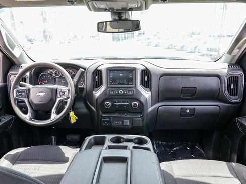 Used 2022 Chevrolet Silverado 2500 Custom w/ Custom Value Package AWD/4WD image 25