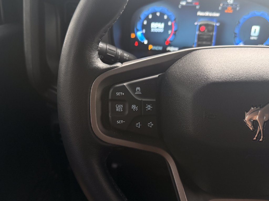 Used 2025 Ford Bronco Badlands AWD/4WD image 30