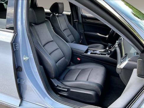 Used 2022 Honda Accord Sport image 26