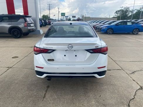 Used 2025 Nissan Sentra SR image 5