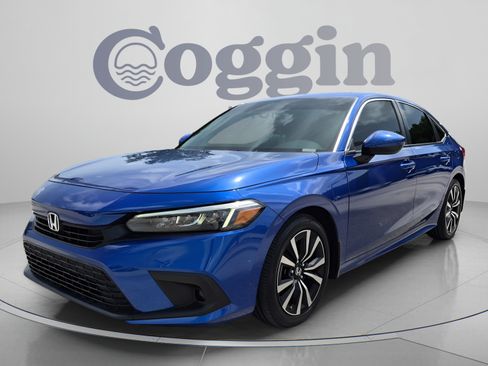 Used 2022 Honda Civic EX image 2
