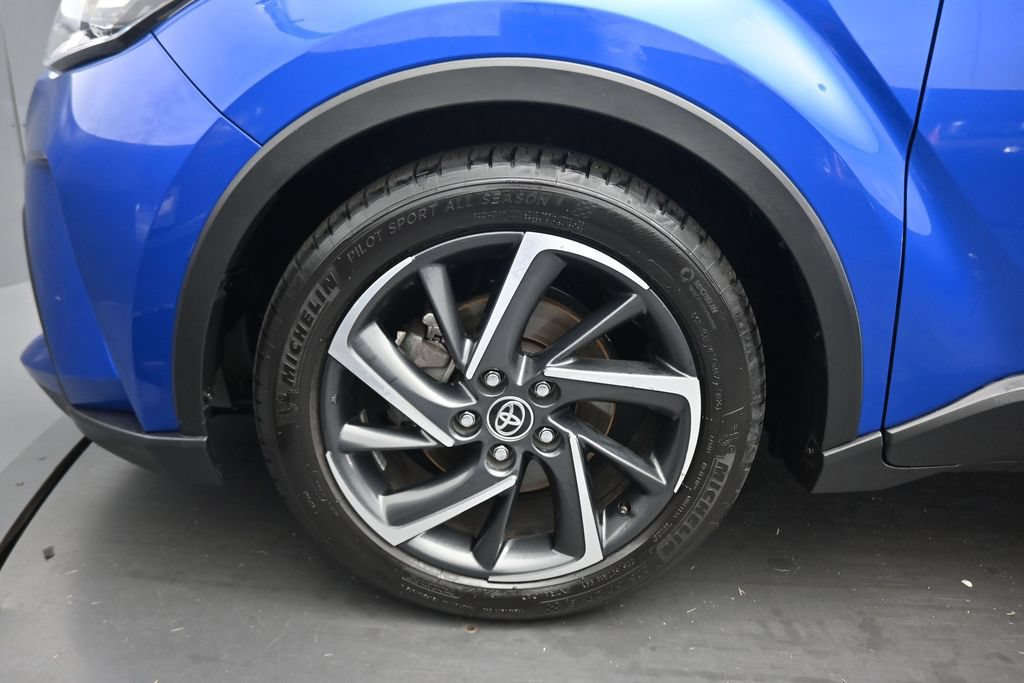 Used 2021 Toyota C-HR Limited FWD image 45