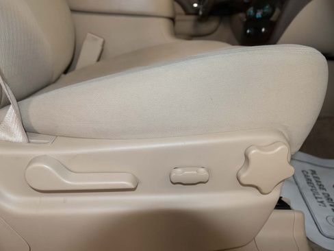 Used 2011 Chevrolet Tahoe LS AWD/4WD image 19
