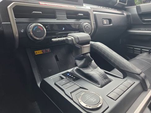 Used 2025 Toyota Tacoma SR5 RWD image 29