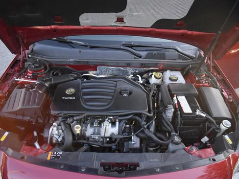 Used 2013 Buick Regal Premium image 27