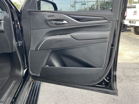 Used 2021 Cadillac Escalade ESV Sport w/ Driver Assist Tech Package AWD/4WD image 47