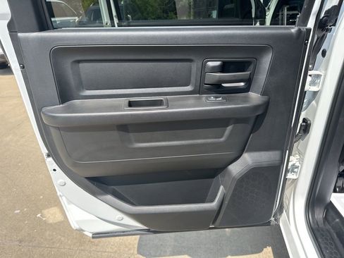 Used 2023 RAM 3500 Tradesman w/ Convenience Group image 30