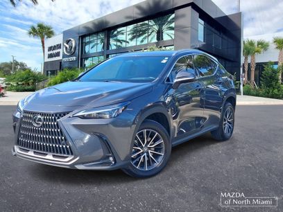 Used 2025 Lexus NX 250 FWD w/ Towing Package (2000 Lbs)