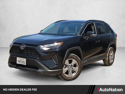Used 2024 Toyota RAV4 XLE FWD image 1