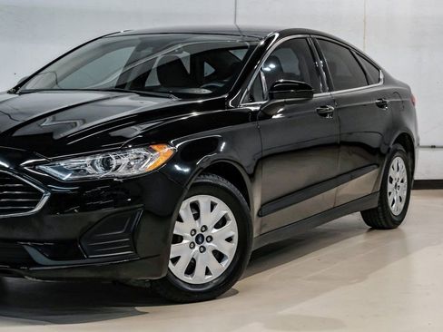Used 2020 Ford Fusion S image 6
