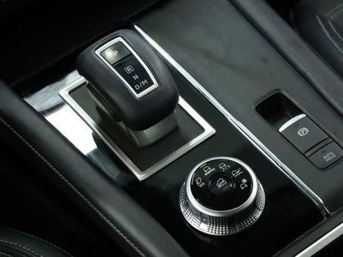Used 2023 Mitsubishi Outlander SE FWD image 28