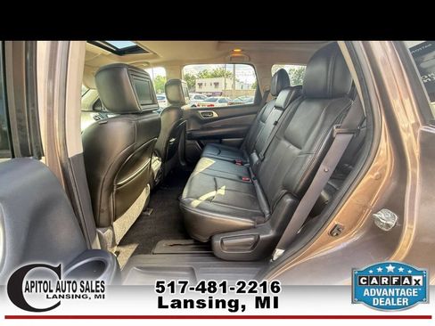 Used 2014 Nissan Pathfinder SL AWD/4WD image 15