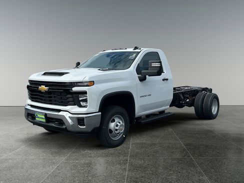 New 2026 Chevrolet Silverado 3500 W/T w/ WT Convenience Package AWD/4WD image 3
