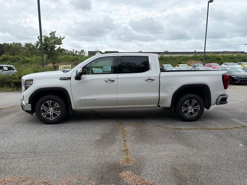Used 2025 GMC Sierra 1500 SLT RWD image 3