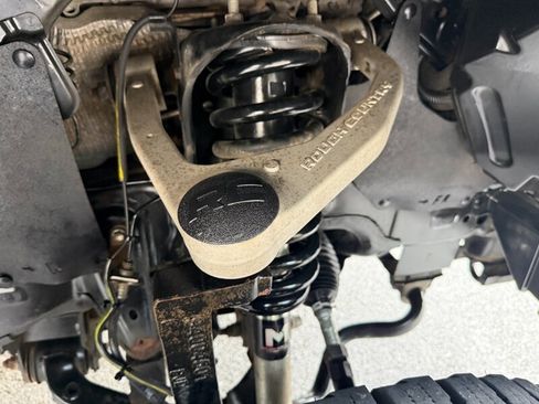 Used 2017 Toyota Tundra Platinum AWD/4WD image 15