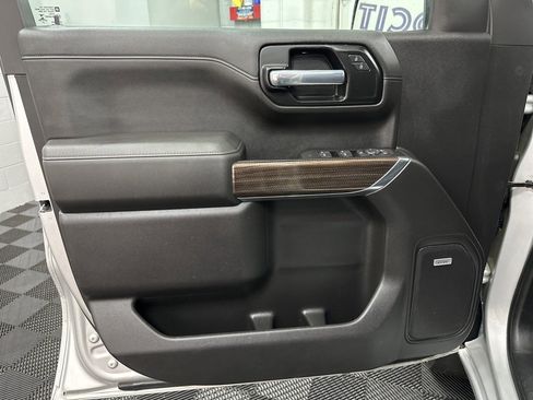 Used 2021 Chevrolet Silverado 1500 LT Trail Boss w/ Convenience Package II image 18