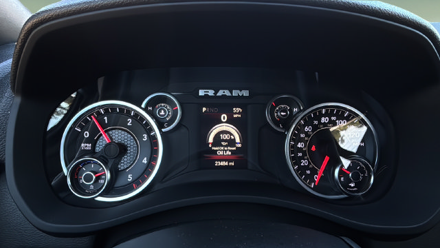 Used 2024 RAM 2500 Tradesman w/ Chrome Appearance Group AWD/4WD image 13