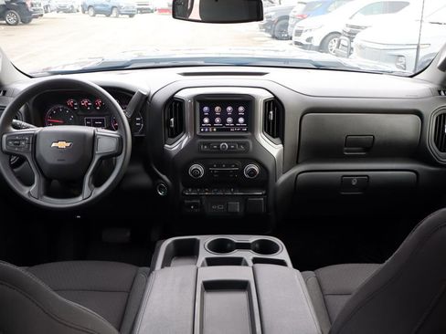 Used 2024 Chevrolet Silverado 2500 Custom w/ Custom Value Package image 42