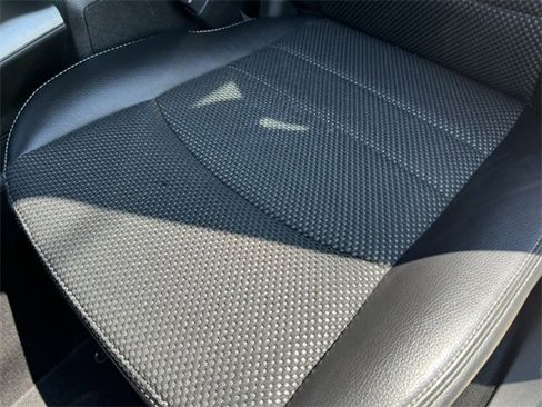 Used 2018 RAM 1500 Sport image 13