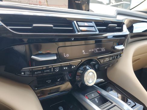 Used 2024 Acura MDX FWD w/ Technology Package image 34