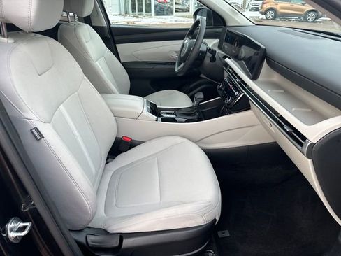 Used 2025 Hyundai Tucson SEL image 25