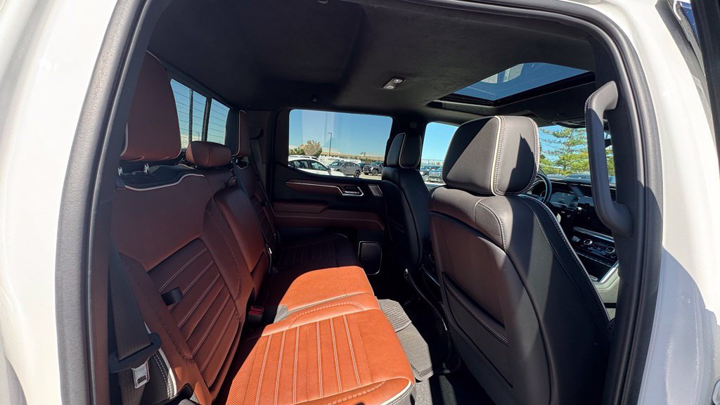 Used 2023 GMC Sierra 1500 Denali Ultimate AWD/4WD image 14