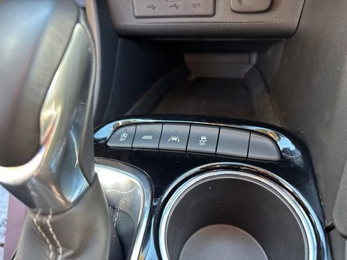 Used 2023 Buick Encore GX Preferred w/ Cold Weather Comfort Package AWD/4WD image 30
